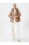 Фото #2 товара Пальто женское с капюшоном и меховыми деталями Koton