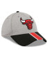 Фото #2 товара Men's Gray, Black Chicago Bulls Striped 39THIRTY Flex Hat