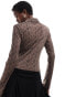 Фото #4 товара Monki long sleeve jersey ruched shirt in brown snake print