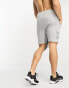 Hummel – Legacy – Shorts in Grau