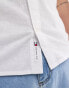 Фото #2 товара Tommy Jeans linen short sleeve shirt in white