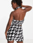 Фото #4 товара Miss Selfridge Premium festival embellished halter top in co-ord mono dogtooth - BLACK