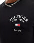 Tommy Hilfiger varsity logo t-shirt in black Черный, 3XL - Chest 121-126 cm - фото #4