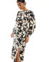 Фото #1 товара New Look keyhole long sleeve midi dress in monochrome floral