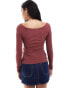 Pieces ribbed popper front long sleeve top in spice