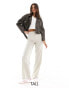 Фото #1 товара Stradivarius Tall tailored straight leg trouser in mushroom