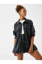 Фото #1 товара Рубашка женская Koton Oversize с деталями кожи в карманах