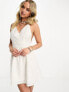 Фото #1 товара Платье Pimkie – Короткое камисоль-платье-скейтер в белом с бретельками и вышивкой.
