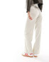 Фото #2 товара Stradivarius Tall tailored straight leg trouser in mushroom