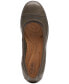 Фото #8 товара Балетки женские Clarks Meadow Opal с заостренным носком