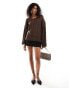 Фото #2 товара SNDYS premium asymmetric v neck cable knit jumper in mocha