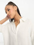 Фото #4 товара Платье Vero Moda - Текстурированное оверсайз-хемклайд в белом