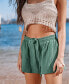 ფოტო #2 პროდუქტის Women's Emerald Drawstring Crinkle Shorts