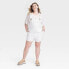 Фото #1 товара Women's Denim Boyfriend Shortalls - Universal Thread White 20