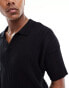 New Look short sleeve ribbed revere knit in black