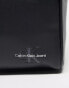 Фото #2 товара Calvin Klein Jeans classic logo washbag on black