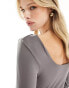 Фото #3 товара ONLY seamless reversible long sleeve t-shirt in grey