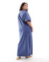 Фото #4 товара ASOS DESIGN Curve oversized midaxi t-shirt dress in blue denim wash