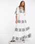 Фото #1 товара Reclaimed Vintage limited edition maxi smock dress in white with contrast black embroidery