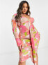 Фото #4 товара ASOS DESIGN Curve sash ruche front shirt midi dress in pink abstract print