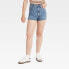 Фото #1 товара Levi's Women's High-Rise Mom Jean Shorts