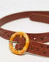 Фото #3 товара ASOS DESIGN faux leather belt in ostrich skin texture with wooden buckle