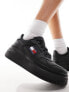 Фото #1 товара Tommy Jeans retro basket flatform trainers in black