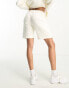 Фото #4 товара Ellesse community club unisex shorts in off white