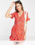 Фото #1 товара Parisian Tall tea dress in red floral print