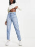Levi's high waisted mom jean in mid wash blue