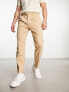 New Look – Schmal zulaufende Hose in Steinbeige mit Bundfalten