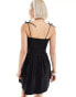 Фото #4 товара Monki babydoll mini dress with shirred bandeau in black