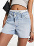 Фото #1 товара Hollister mom denim shorts with crossover waist in light blue