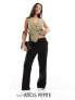 Фото #1 товара ASOS DESIGN Petite slim ankle length trousers in black