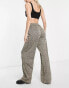 Фото #4 товара ASOS DESIGN Tall jersey slouch wide leg trouser in sage check