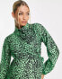 Фото #4 товара Queen Bee maternity nursing dress in green animal print