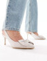 New Look satin bow heeled shoe in cream