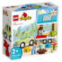 Фото #5 товара LEGO Family House With Wheels Construction Game