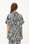 Kadın Melis Ağazat X - Zebra Desenli Kısa Kollu Keten Gömlek 3sak60155ew