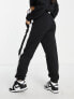 Фото #2 товара HIIT colourblock joggers in black