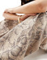 Фото #2 товара Stradivarius STR baggy jean in snake print