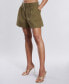 Фото #7 товара Women's Washed Twill Pleated Shorts