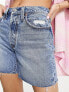 Фото #5 товара Levi's 501 original mid thigh shorts in mid wash blue