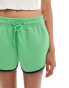 Lacoste contrast side short in green