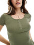 Pieces ribbed top with poppers in khaki green