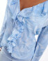 Фото #6 товара Monki front ruffle blouse in blue swirl print