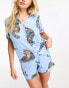 Фото #2 товара Chelsea Peers short sleeve and short poly pyjama set in blue lotus tiger print