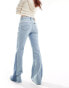 Фото #2 товара Lee Janet flare contrast insert jeans in light wash