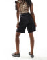 Brave Soul denim skater shorts in washed black Черный, L - EU 42 - фото #4