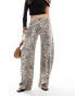 Фото #1 товара Lioness denim barrel jeans in leopard print